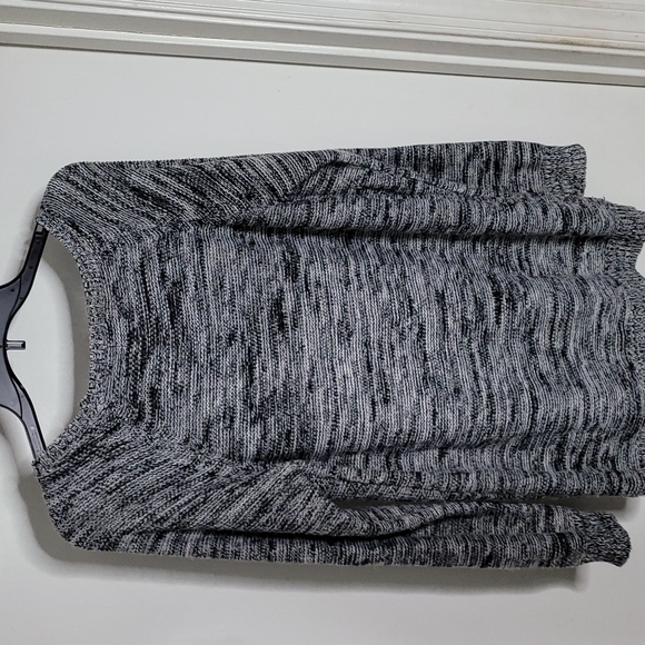 Questions sweater - Picture 3 of 5